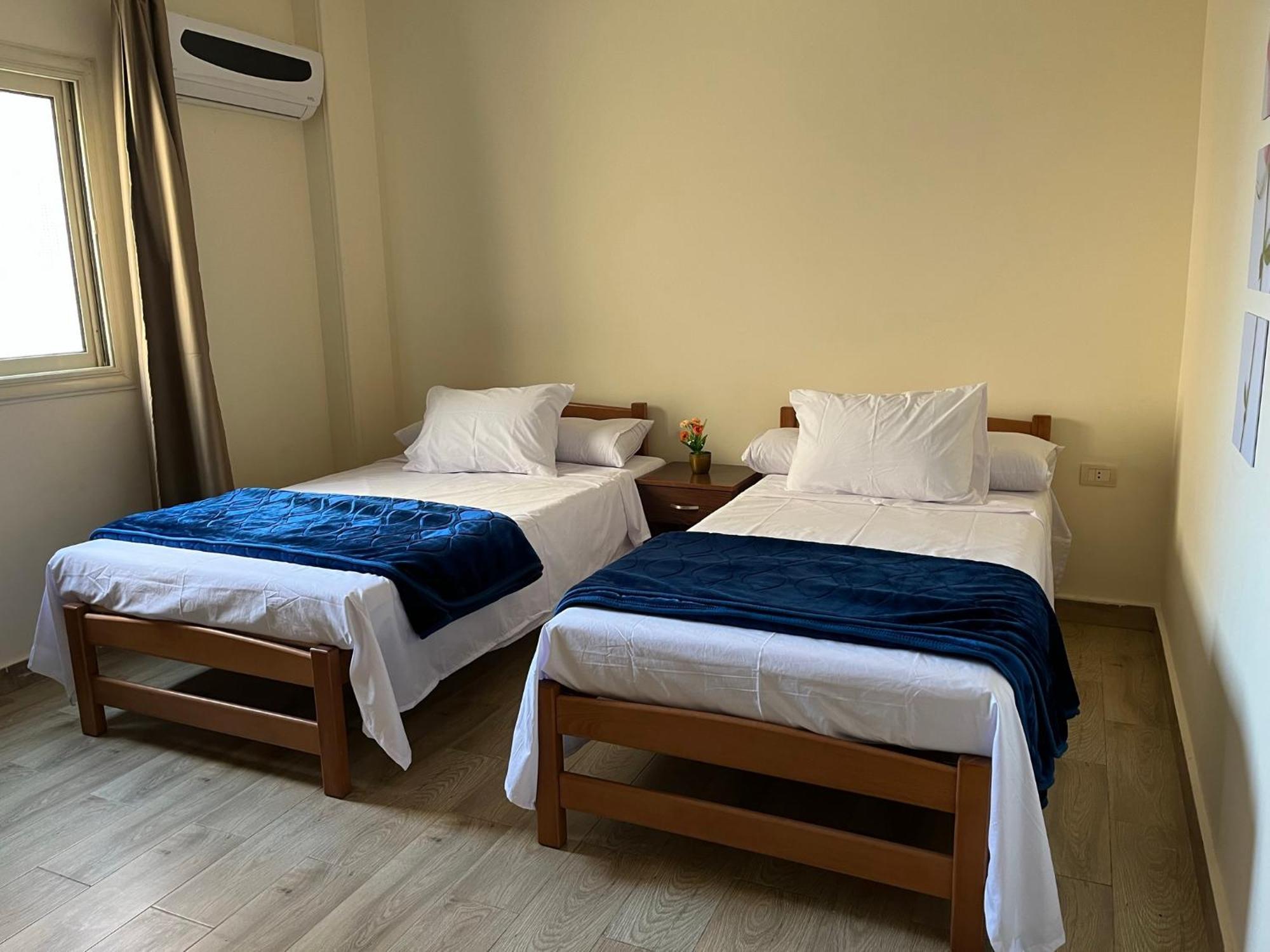 Apartment Charming With Balcony Cairo